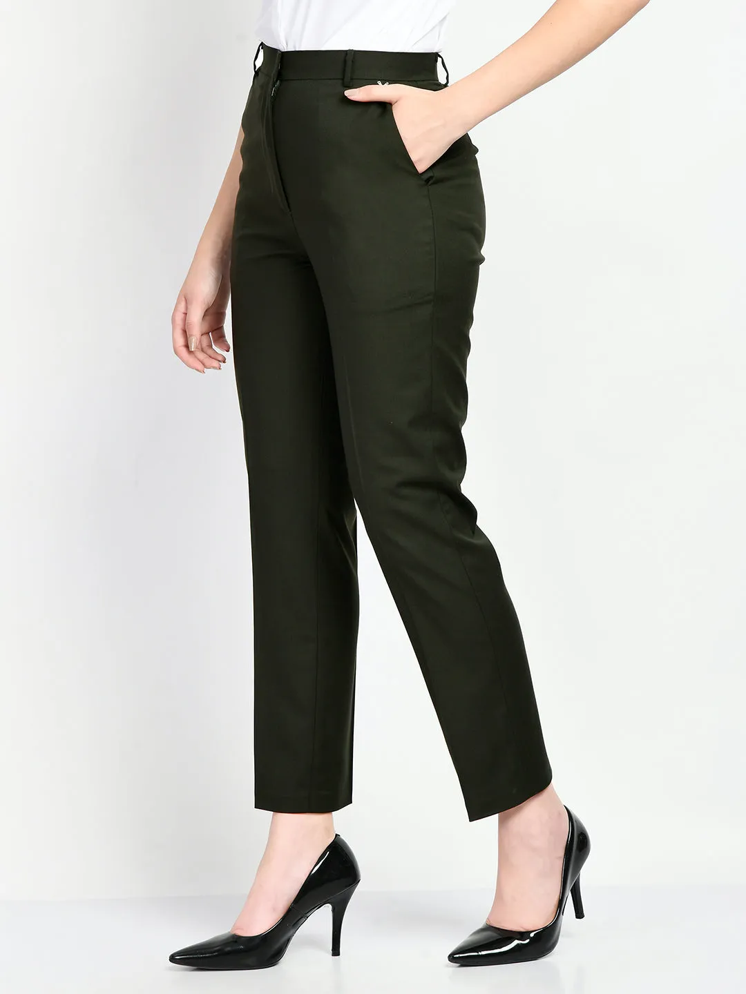 Exude Adroitness Straight Trousers (Olive)