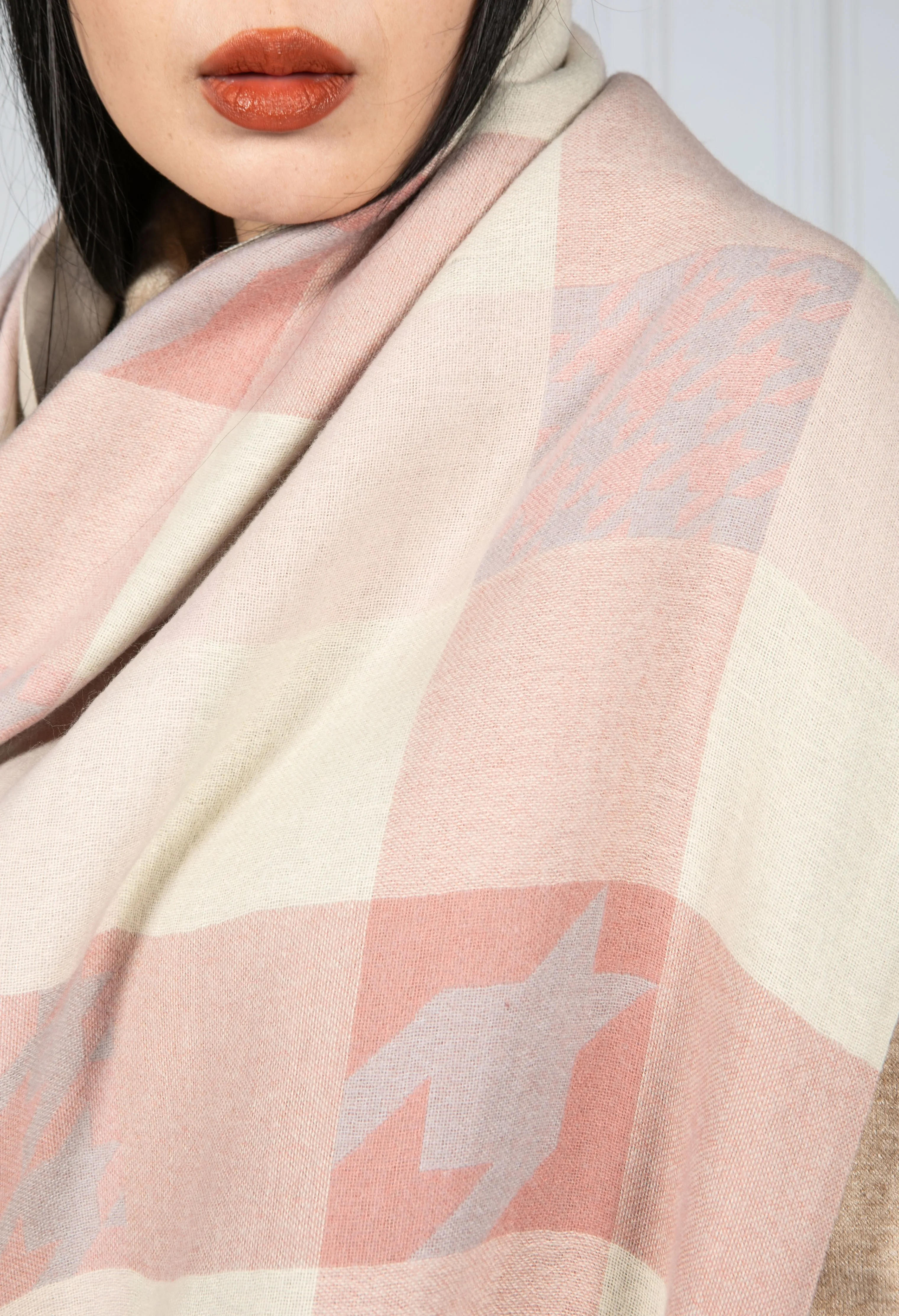 Hounds tooth Patch Scarf