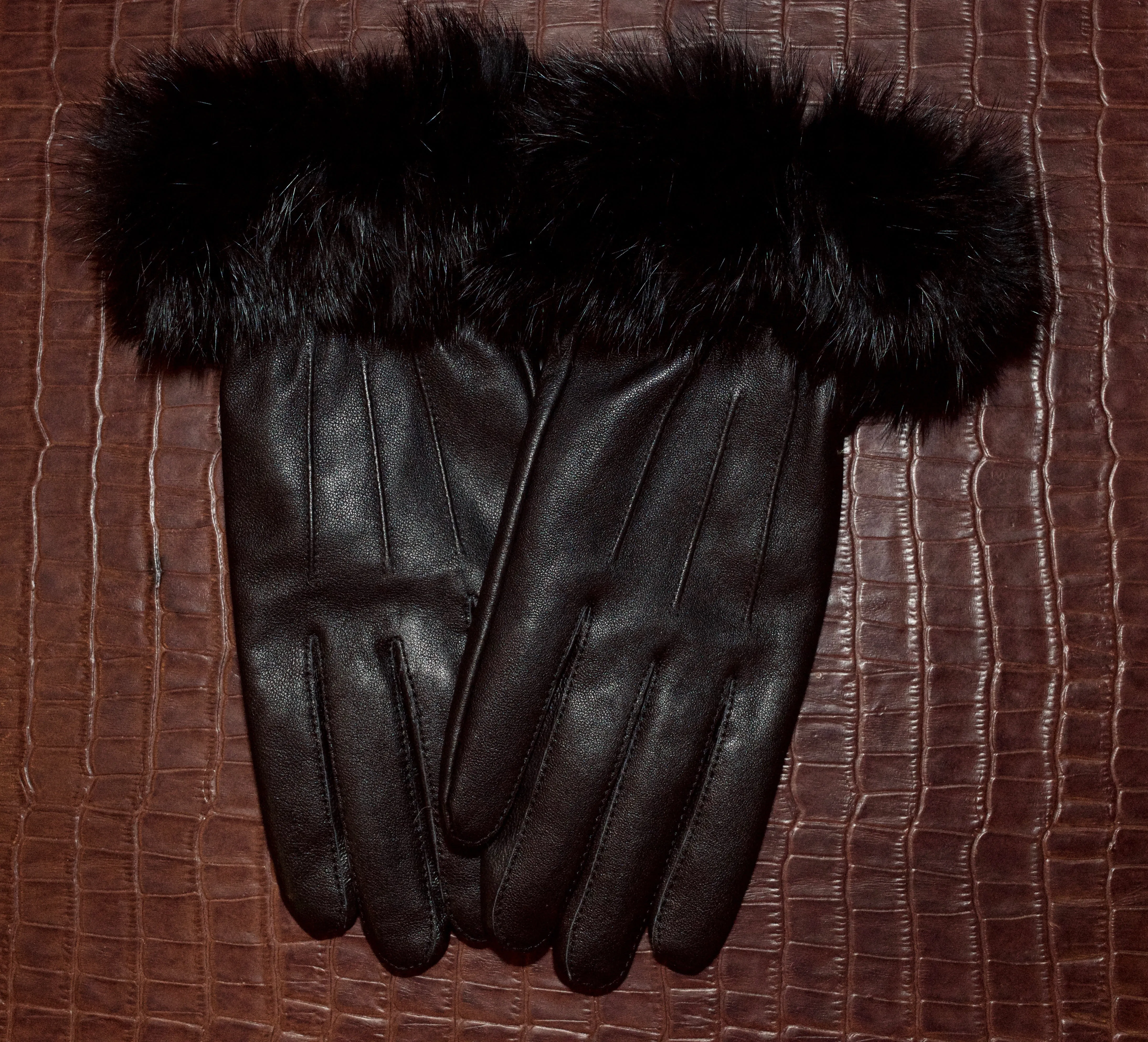 Lambskin Leather & Fox Fur Gloves