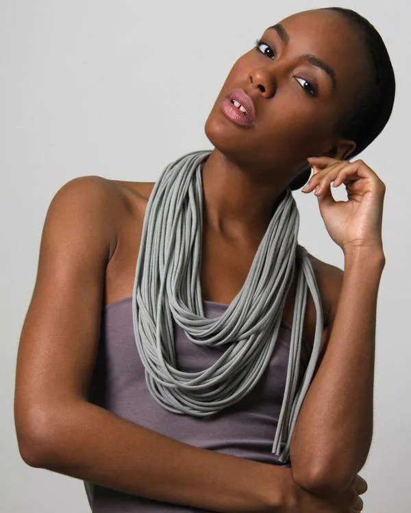 Necklush Infinity Scarf / Light Gray / Unisex