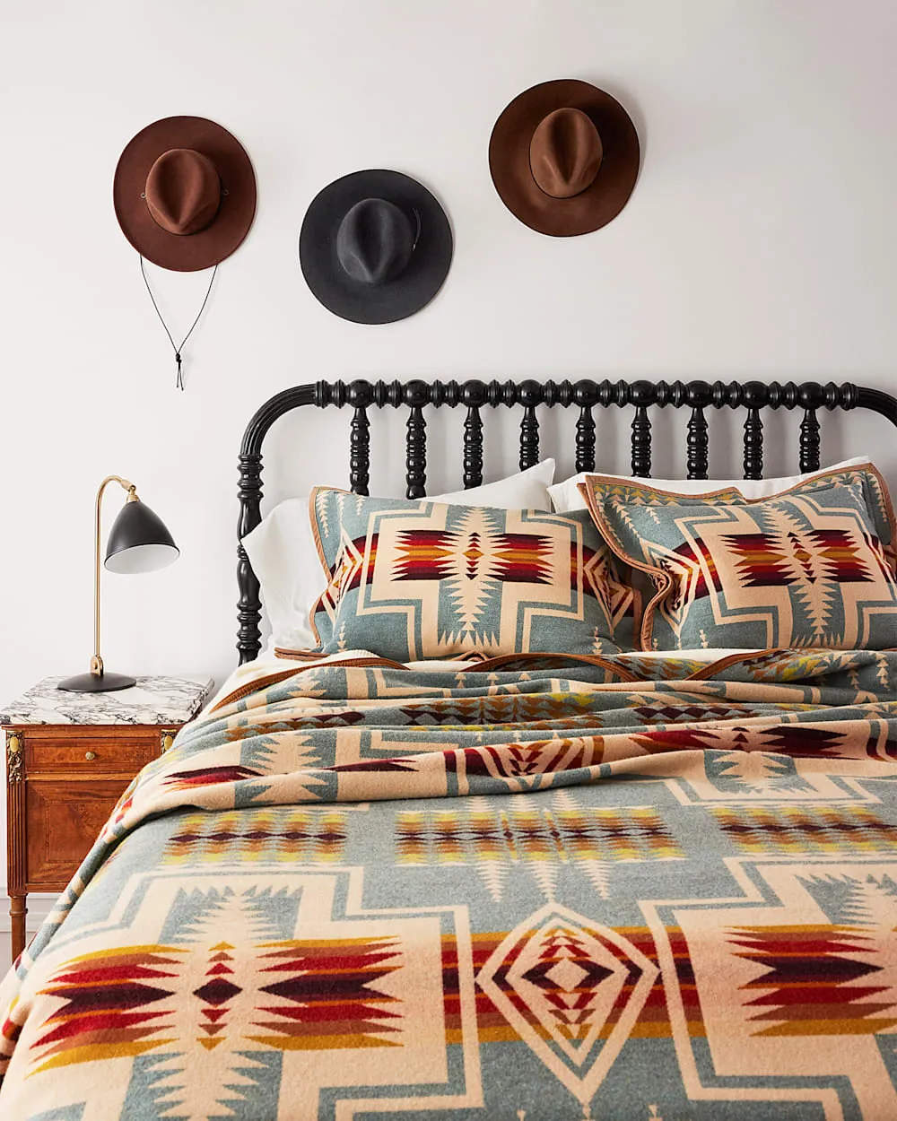 PENDLETON HARDING JACQUARD BLANKET- QUEEN