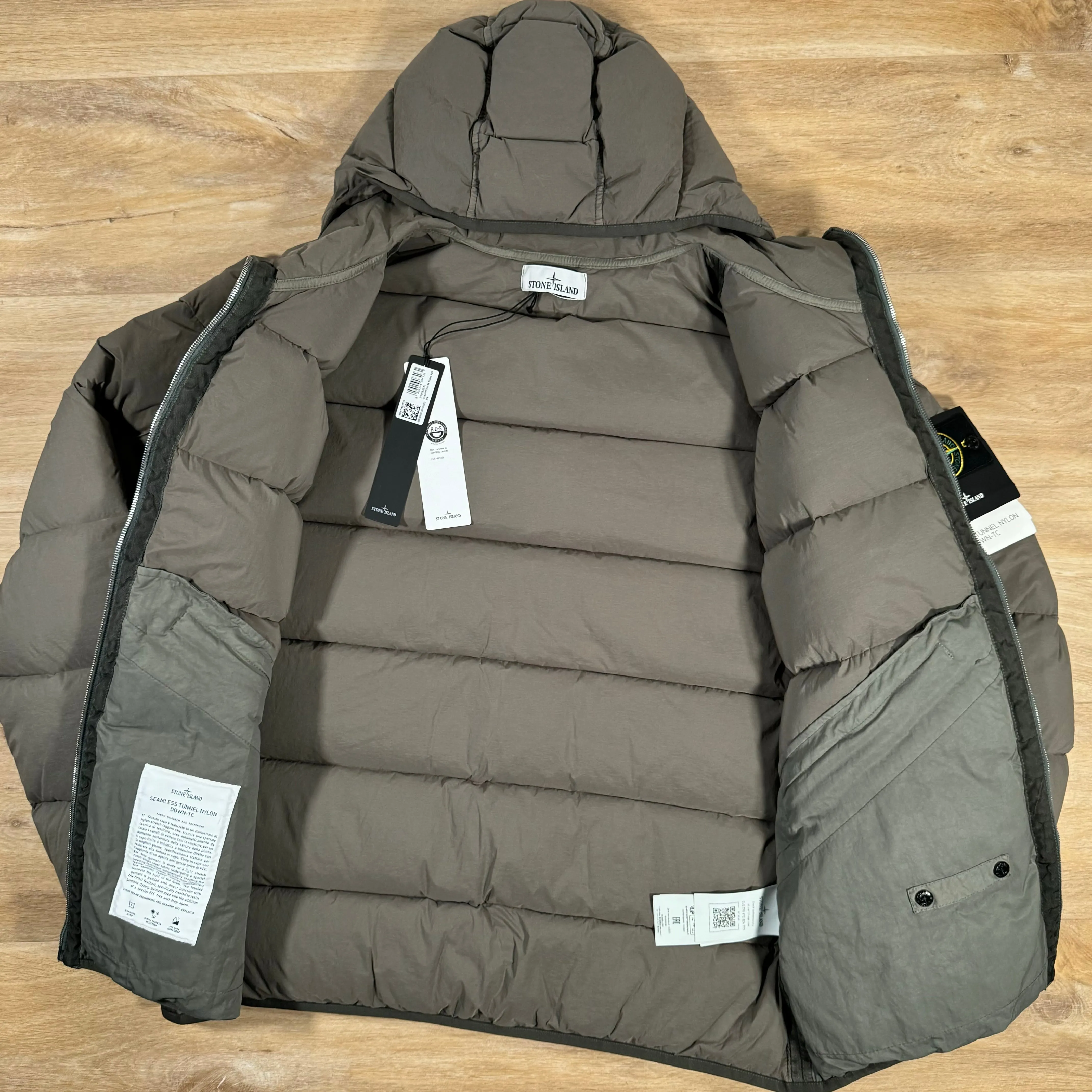 Stone Island Seamless Tunnel Down-TC Jacket in Walnut Brown