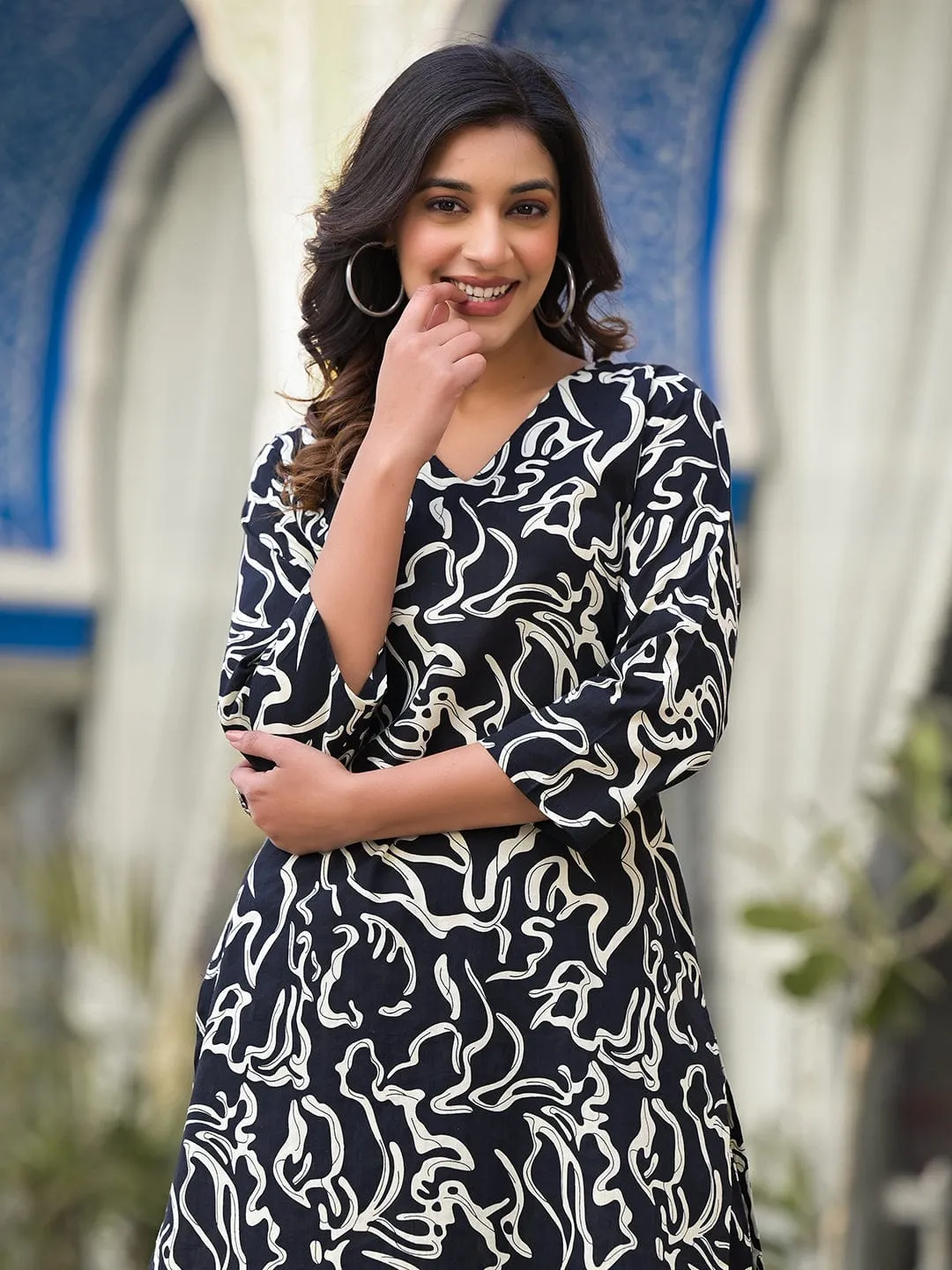 Varanga Women Black Abstract Printed Co-Ords