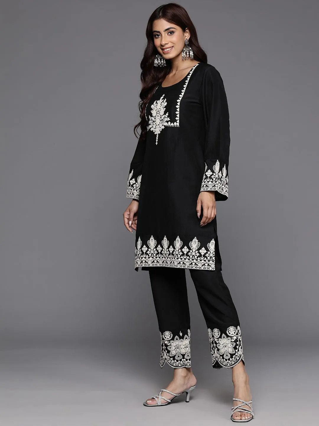 Varanga Women Black Embroidered Short Straight Kurta With Embroidered Bottom