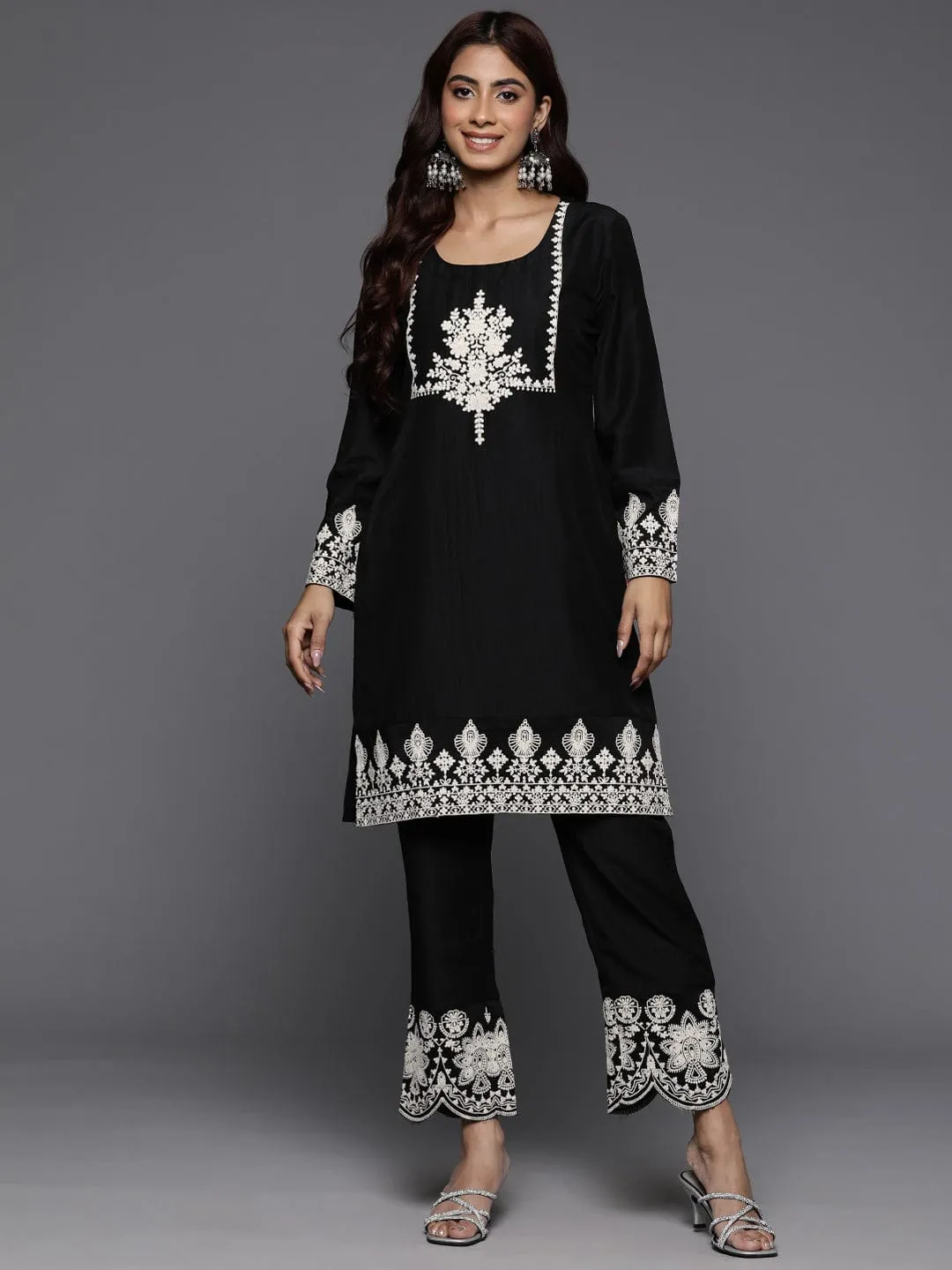 Varanga Women Black Embroidered Short Straight Kurta With Embroidered Bottom