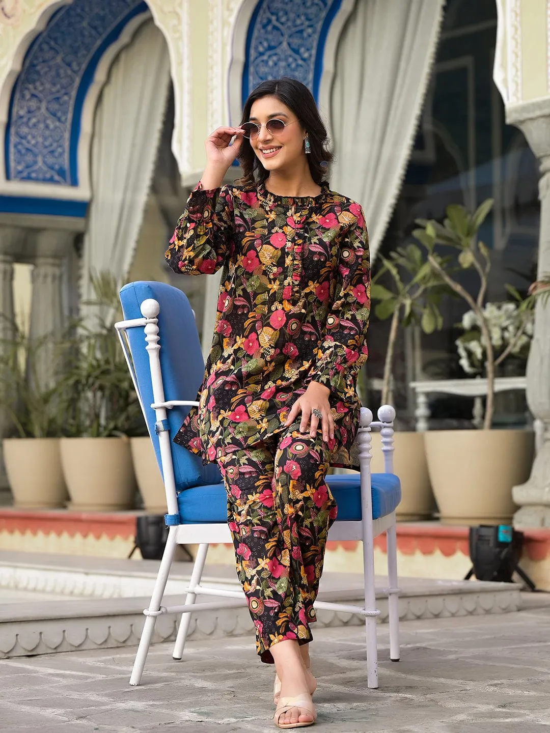 Varanga Women Black  Floral Printed Co-Ord Set