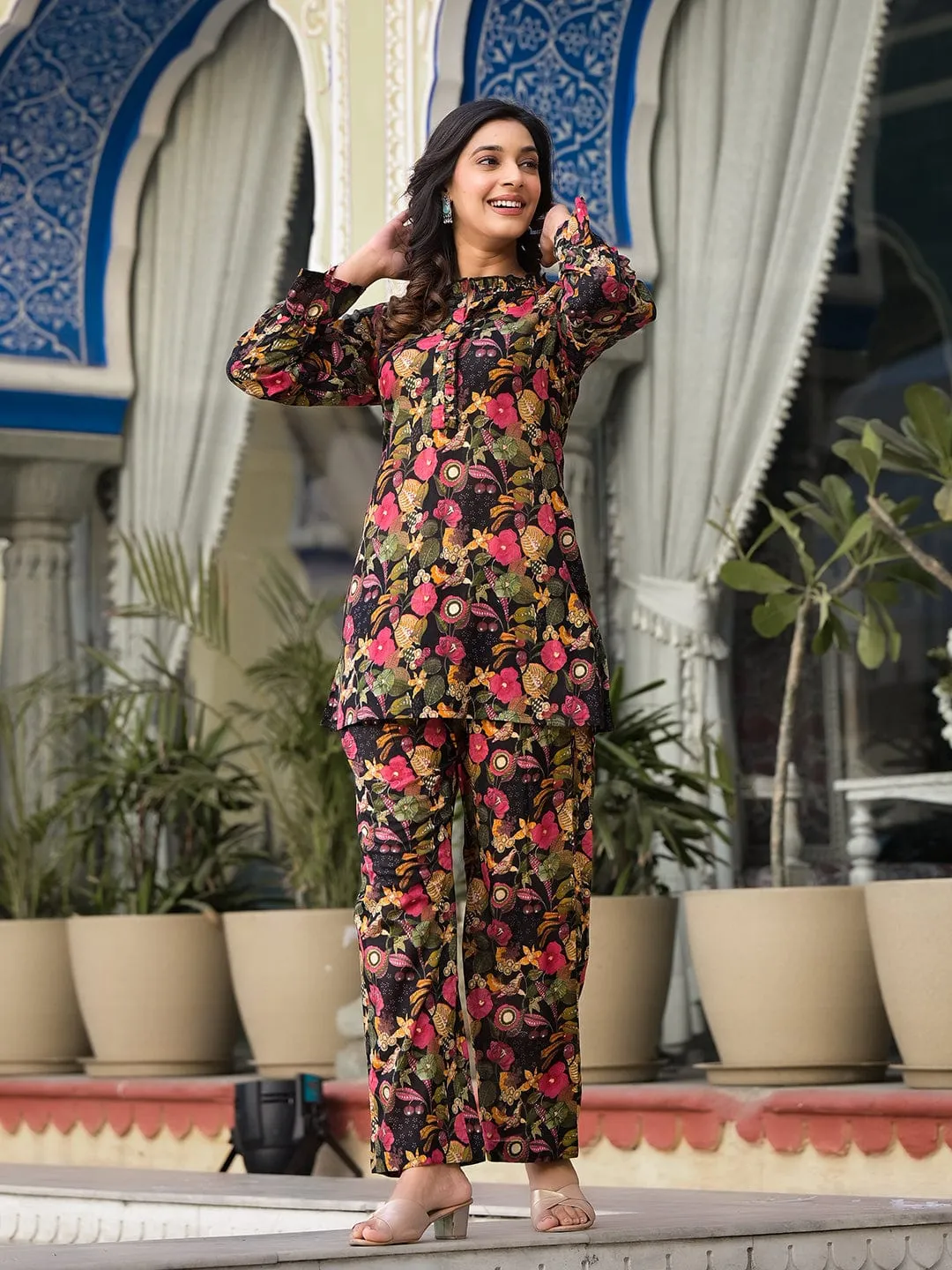 Varanga Women Black  Floral Printed Co-Ord Set