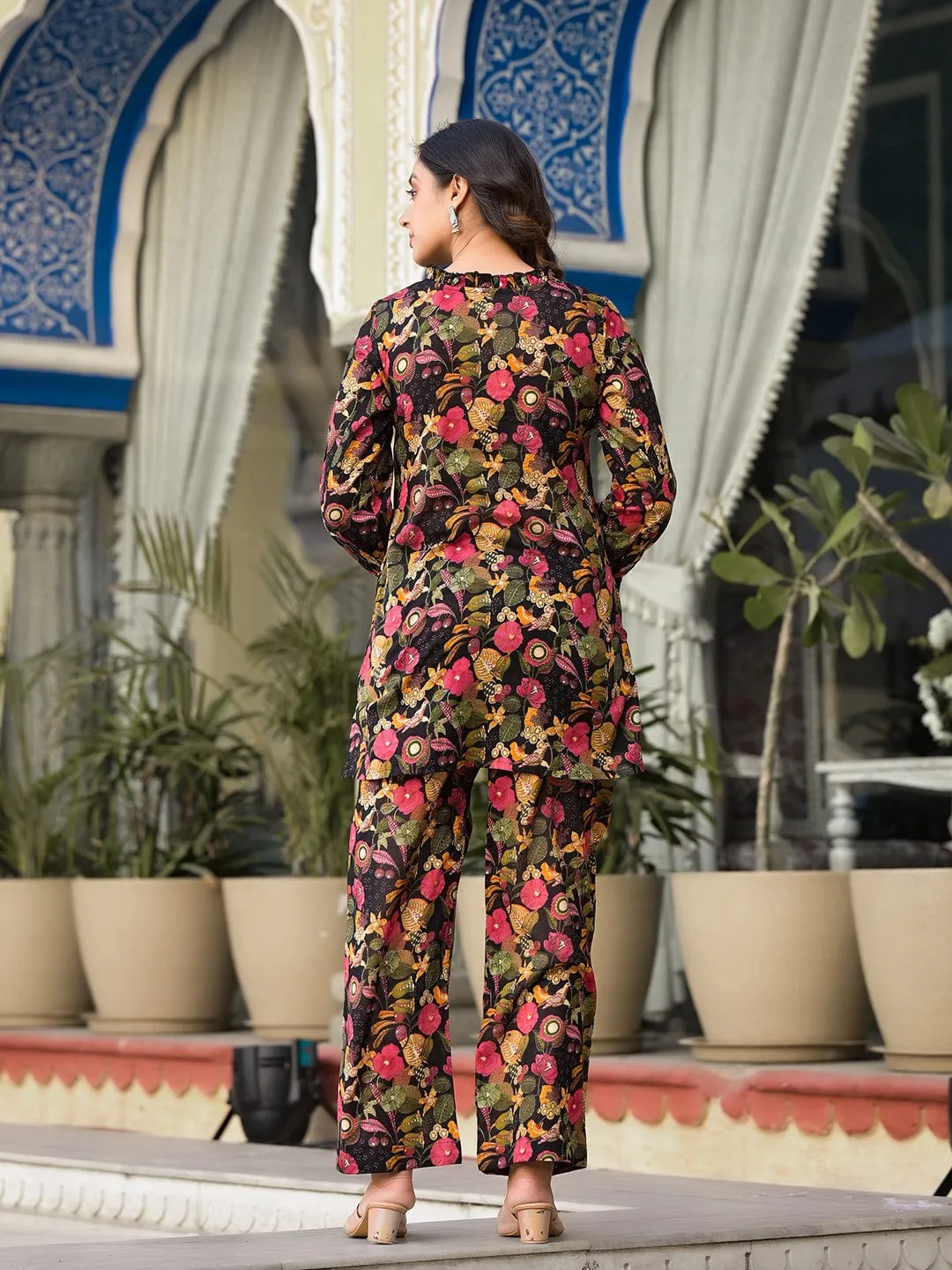 Varanga Women Black  Floral Printed Co-Ord Set