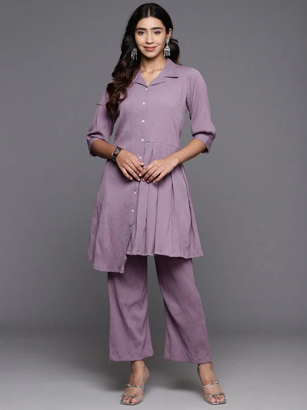 Varanga Women Mauve V Neck Button Placket Tunic Paired With Tonal Flared Bottom Vcod7216