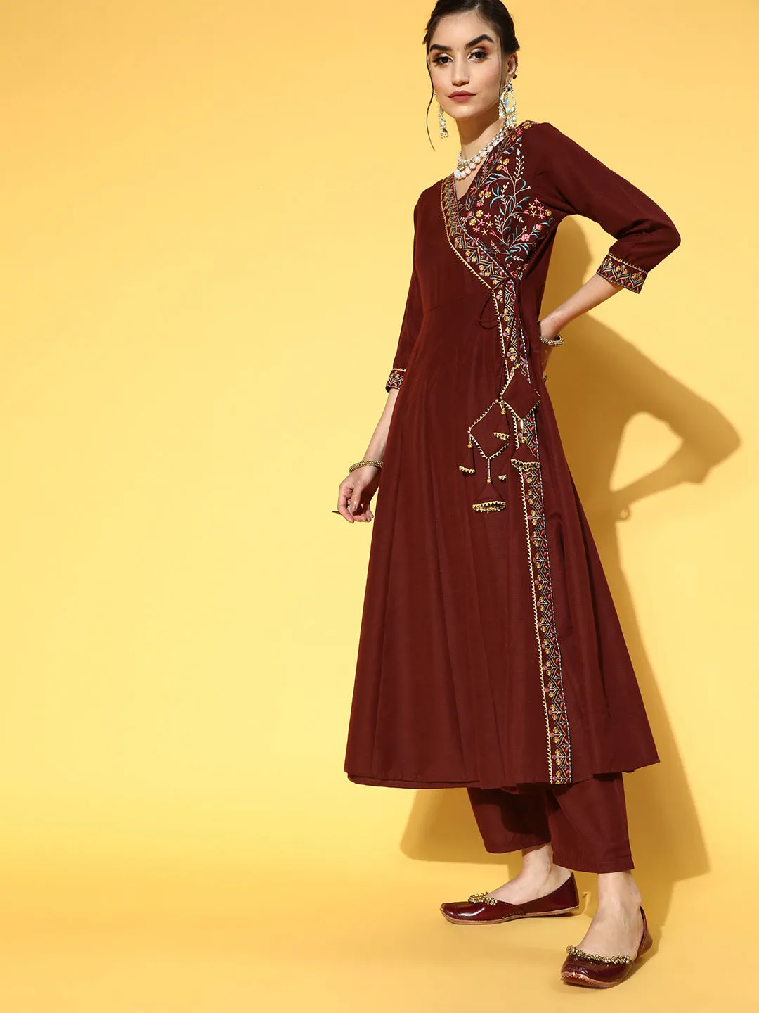 Women Brown Viscose Rayon Kurta Set With Dupatta