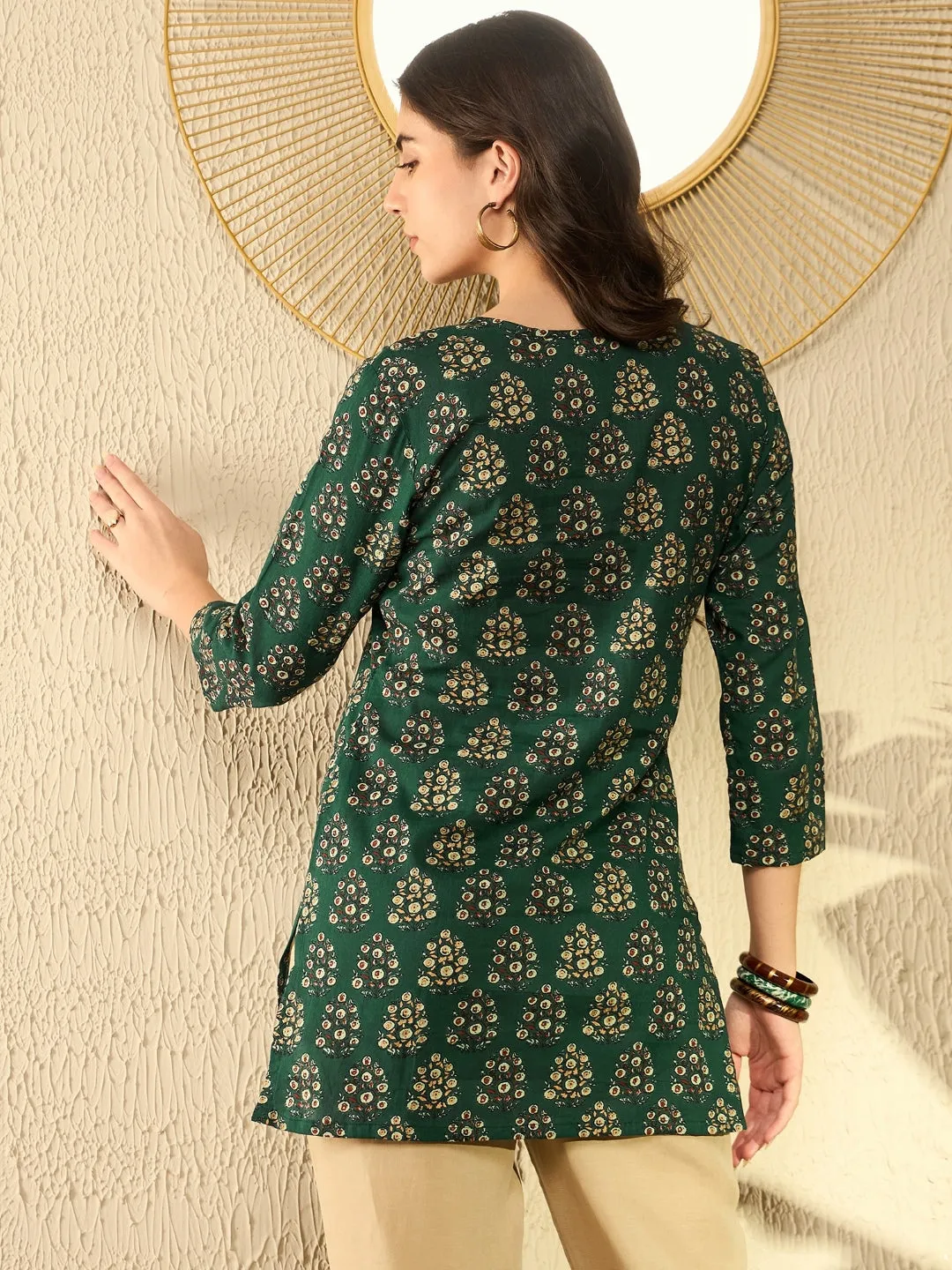 Women Green Cotton Blend Ethnic Motifs Printed Regular Tunic