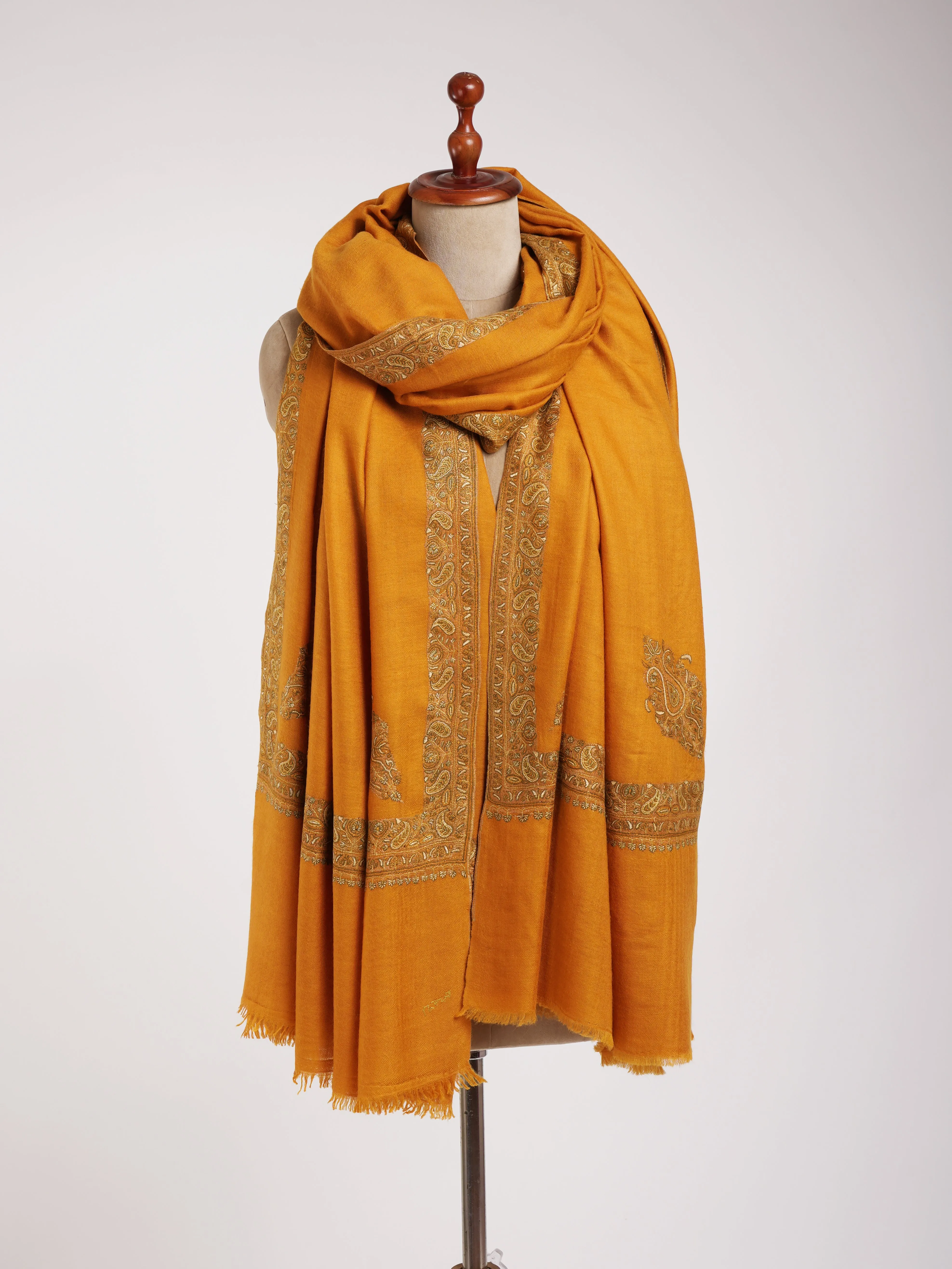 XL Sozni Embroidered Daur Dar Saffron Color Pure Pashmina Shawl